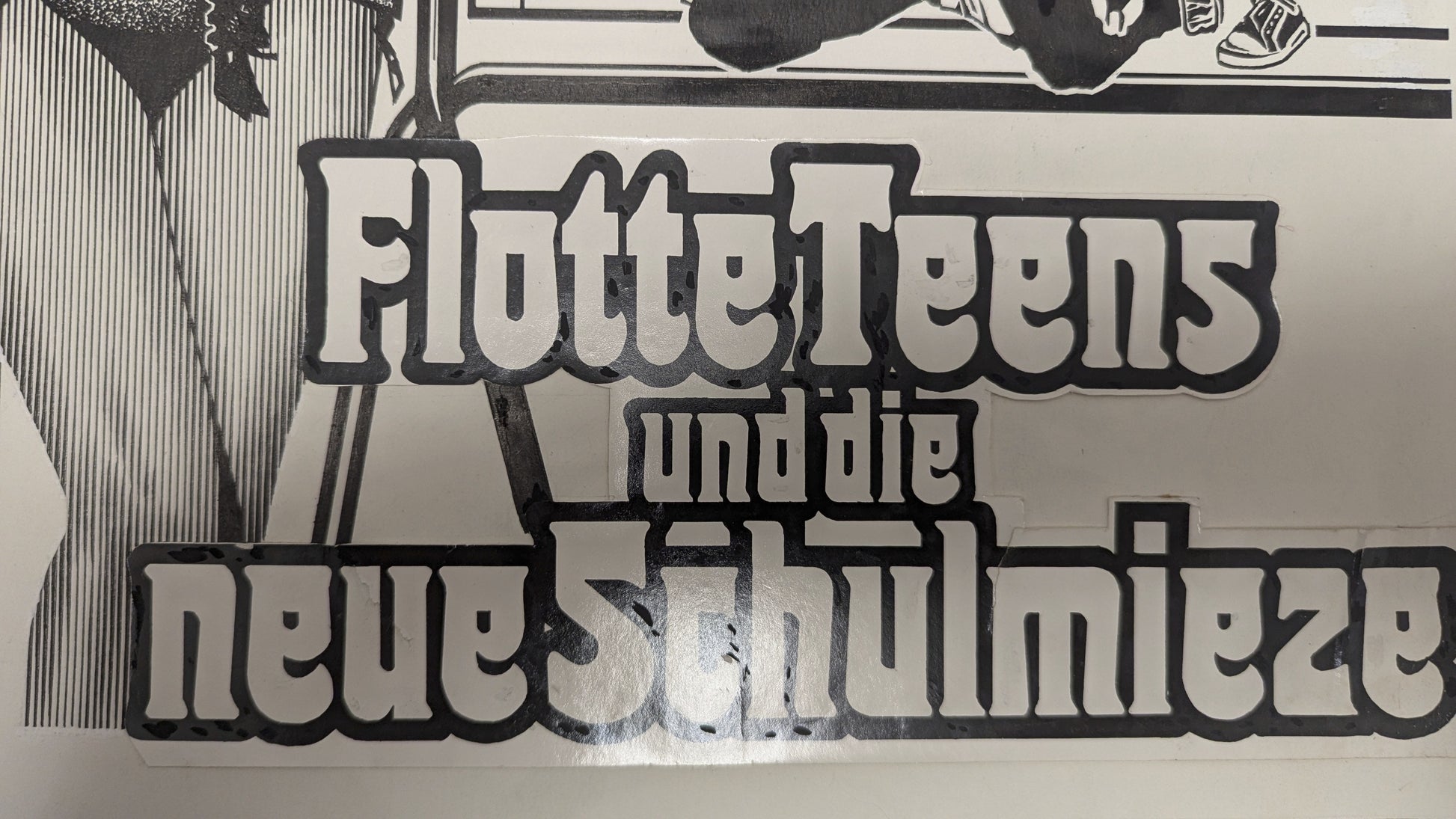 Flotte Teens und die neue Schulmieze r-nesto