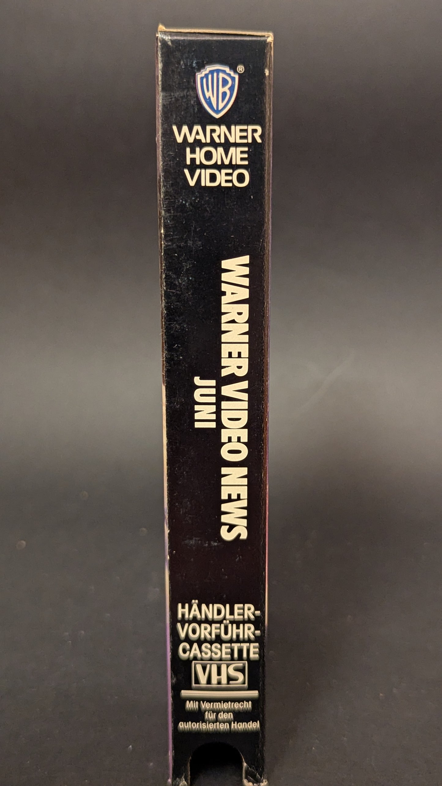 Warner Home Video News - Beetlejuice - Original Videofilm VHS Maxitrailer